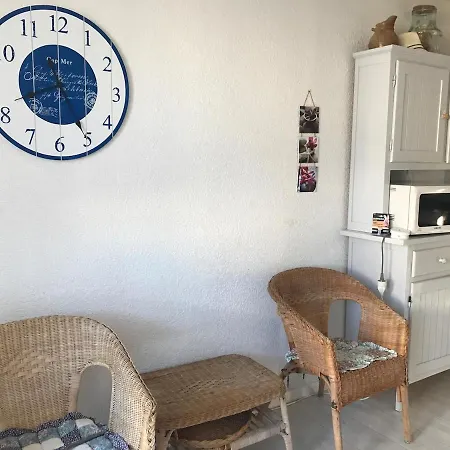 Sur Le Port De Port Apartment